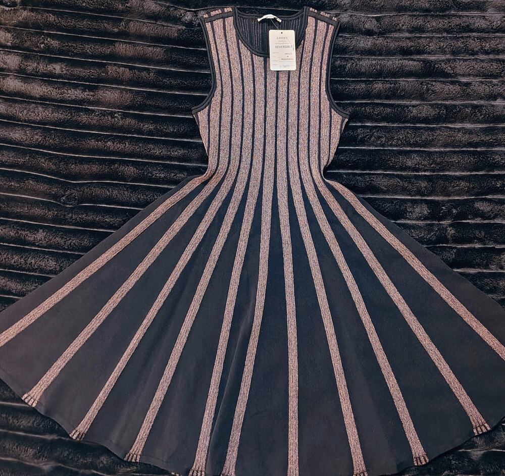 NWT Medium Sleeveless Jacquard-Knit Mini Dress